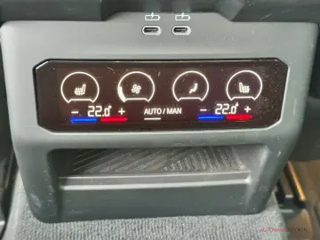 BMW 540 d xDrive M Sport Pro Iconic Glow Pano HUD