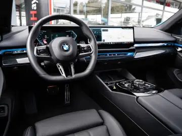 BMW 540 d xDrive M Sport PRO Pano-B&W-StandHz- MATT