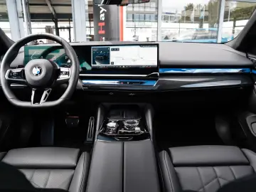 BMW 540 d xDrive M Sport PRO Pano-B&W-StandHz- MATT