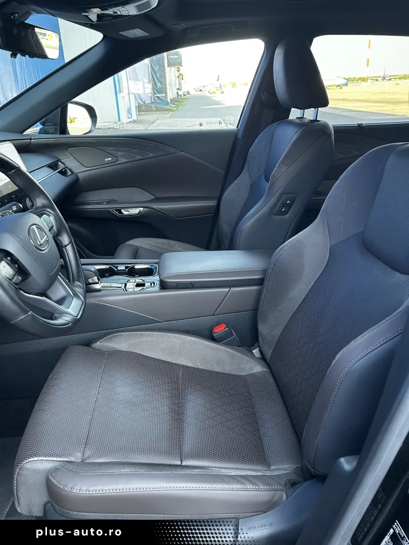 Lexus RX 450h  Luxury Plug-in Hybrid   TVA Deductibil