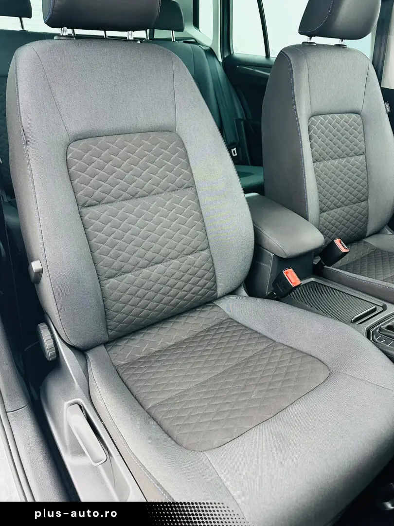 VOLKSWAGEN GOLF-SPORTSVAN 2019 1.6D E6 Garantie 12 Luni Rate