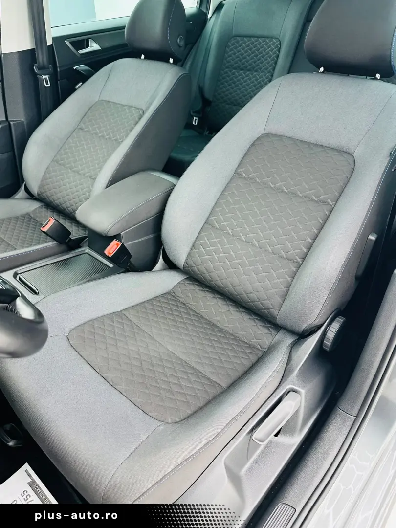 VOLKSWAGEN GOLF-SPORTSVAN 2019 1.6D E6 Garantie 12 Luni Rate