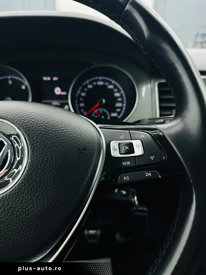 VOLKSWAGEN GOLF-SPORTSVAN 2019 1.6D E6 Garantie 12 Luni Rate
