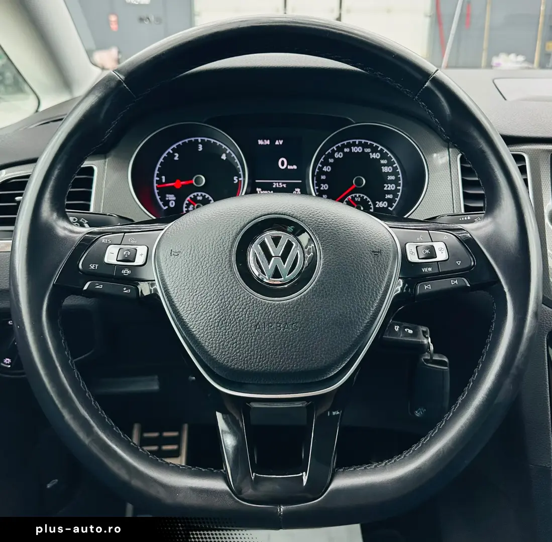VOLKSWAGEN GOLF-SPORTSVAN 2019 1.6D E6 Garantie 12 Luni Rate