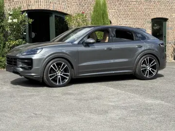 Porsche Cayenne Coupe 22 ZOLL SPORTDESIGN-PAKET-CHRONO