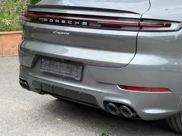 Porsche Cayenne Coupe 22 ZOLL SPORTDESIGN-PAKET-CHRONO
