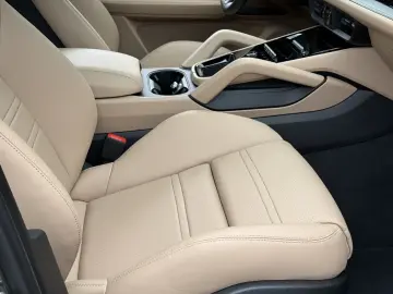 Porsche Cayenne Coupe 22 ZOLL SPORTDESIGN-PAKET-CHRONO
