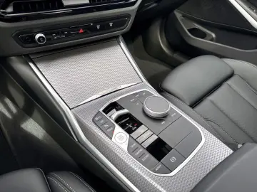 BMW 320iA xDr M SPORT PRO LivePr AdLED 19  GSD 360