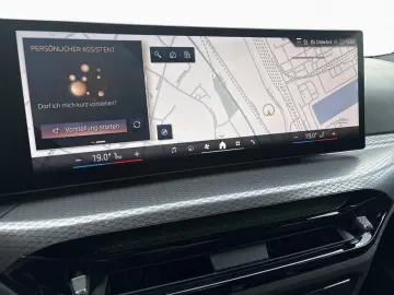 BMW 320i Lim M Sport HUD 360  ST&GO
