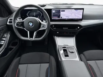 BMW 320i xDrive M Sport AHK LivePro 360