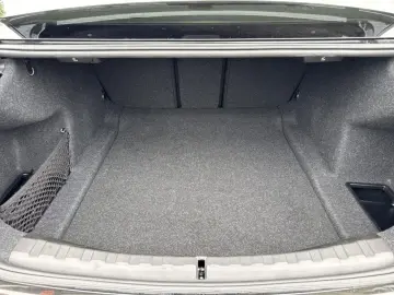 BMW 320i xDrive M Sport AHK LivePro 360