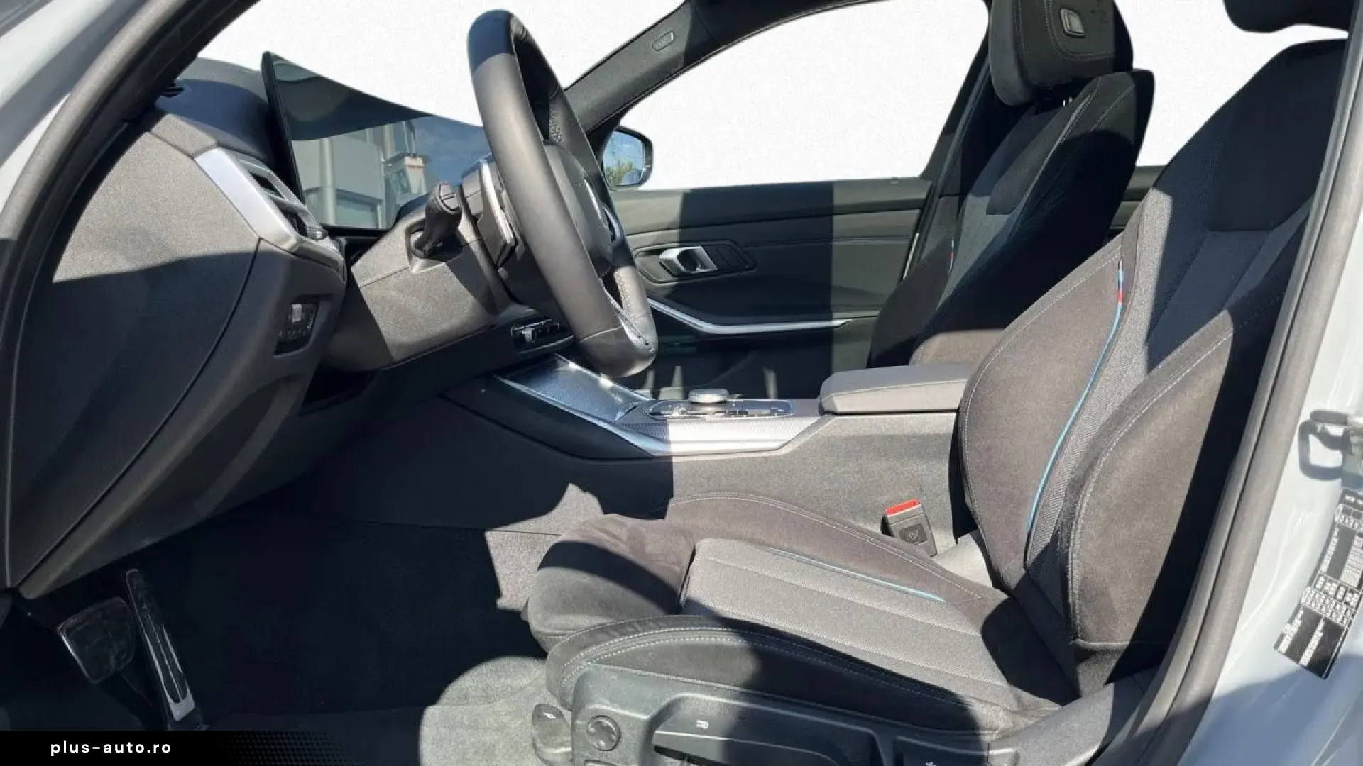 BMW 320dA T M SPORT Pano 19