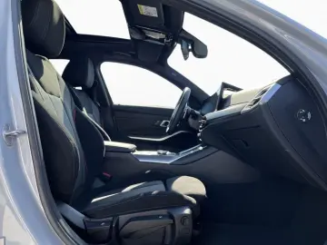BMW 320dA T M SPORT Pano 19