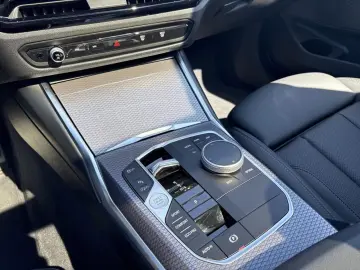 BMW 320i Touring M SPORT AHK Pano Kamera Tempo 19