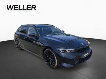 BMW 320iA T M SPORT PRO LivePr 360 AHK St G Pano 19