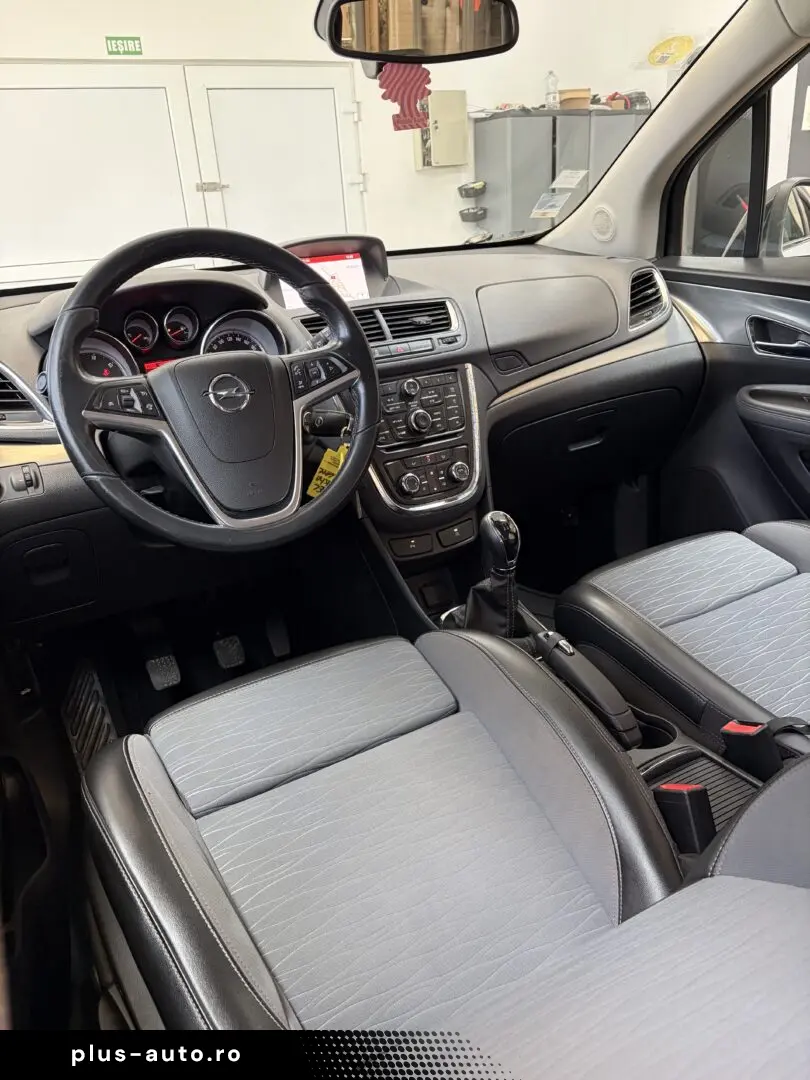 OPEL MOKKA CROSS 2015-06