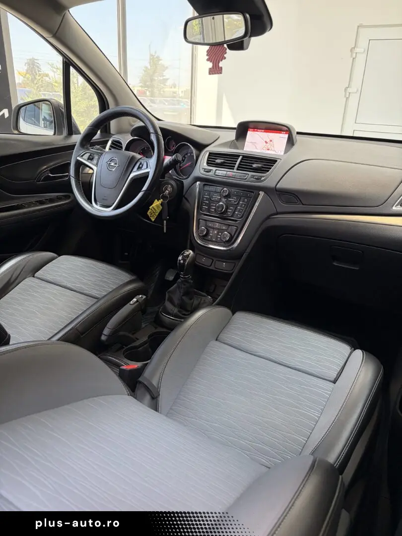OPEL MOKKA CROSS 2015-06