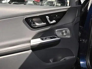 Mercedes-Benz GLC 300de 4M Avantgarde Premium  ACC PANO