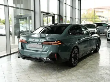 BMW 520i M SPORT PRO 20LM Panorama Harman