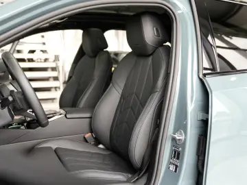 BMW 520i M SPORT PRO 20LM Panorama Harman