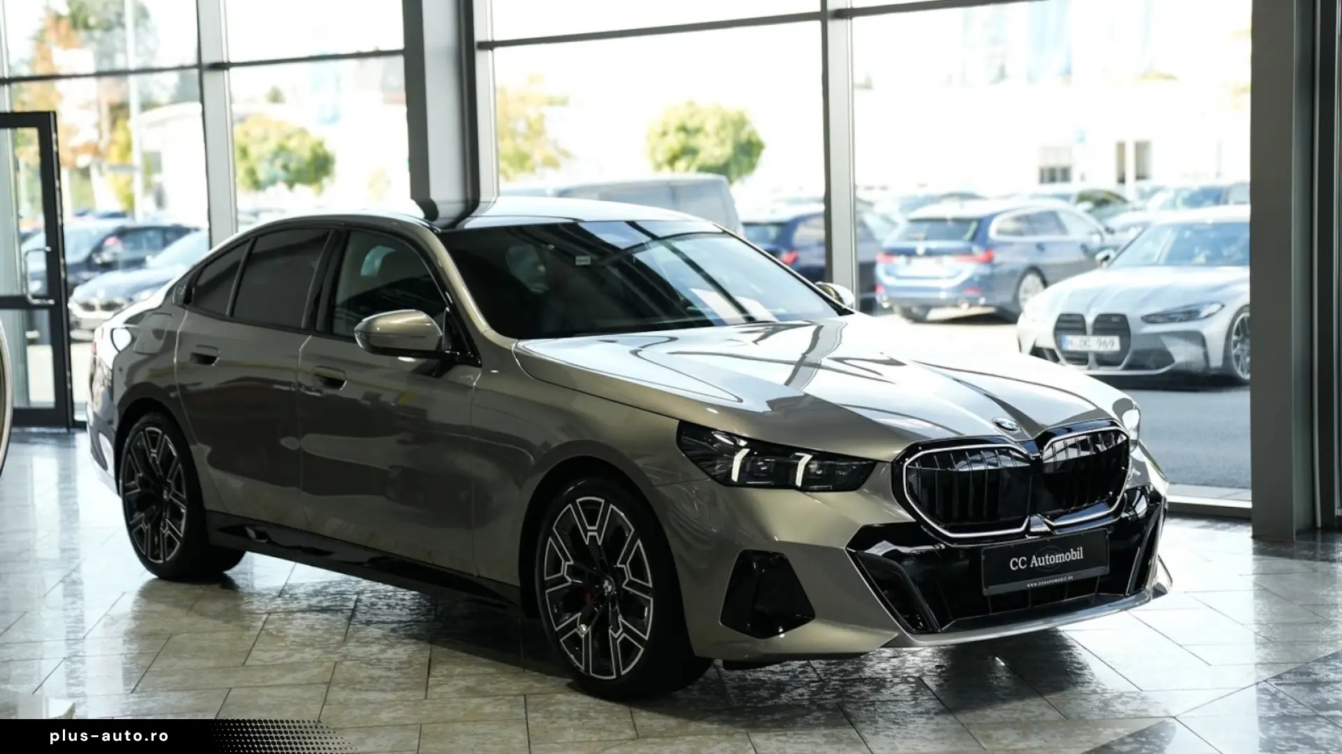 BMW 520i M SPORT PRO 20LM Panorama Harman