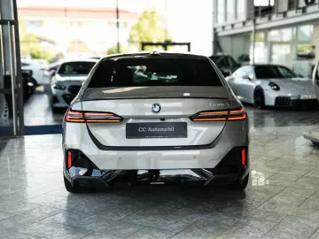 BMW 520i M SPORT PRO 20LM Panorama Harman