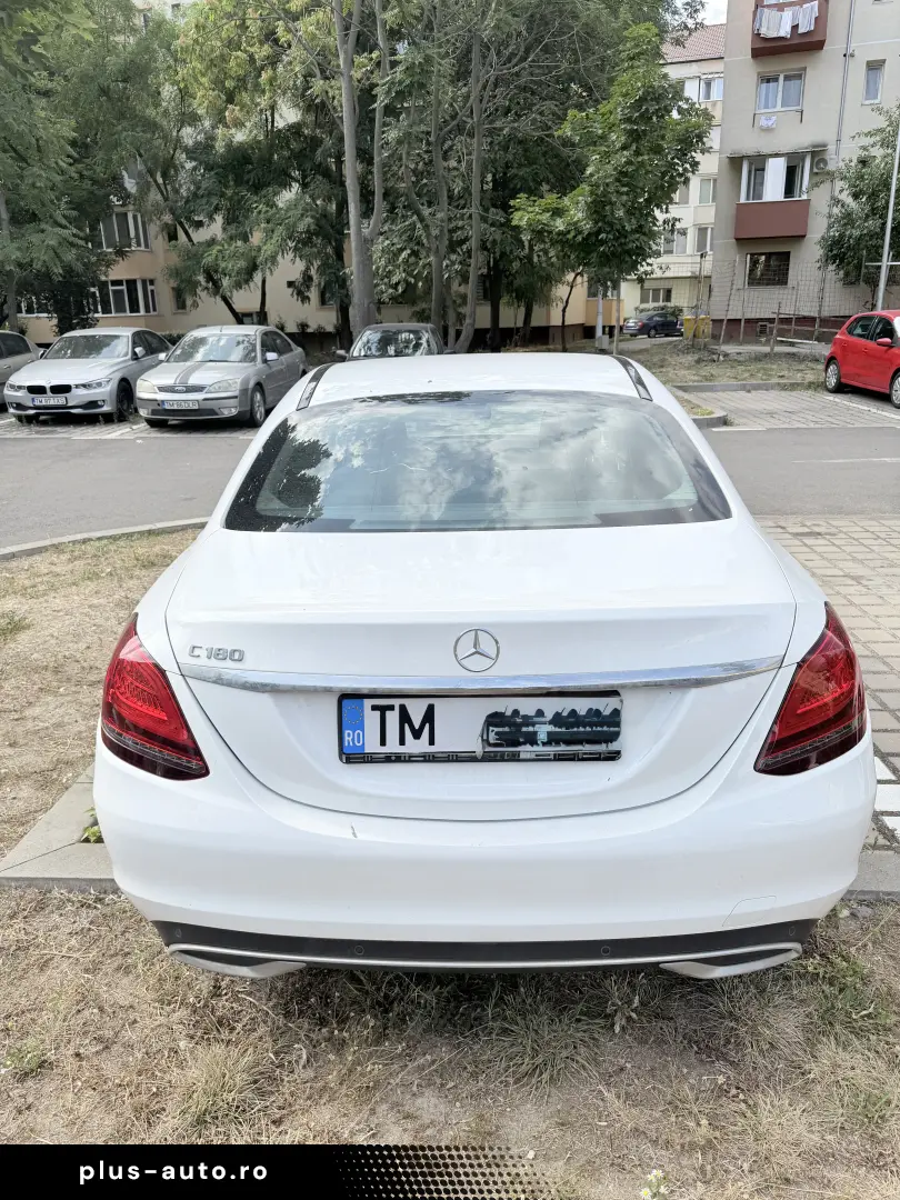 Mercedes-Benz C 180