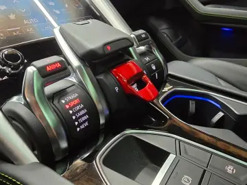 Lamborghini Urus 4.0 V8 Pano B&O Anima Masaj