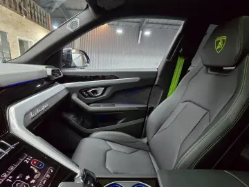 Lamborghini Urus 4.0 V8 Pano B&O Anima Masaj