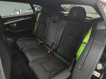 Lamborghini Urus 4.0 V8 Pano B&O Anima Masaj