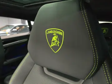 Lamborghini Urus 4.0 V8 Pano B&O Anima Masaj