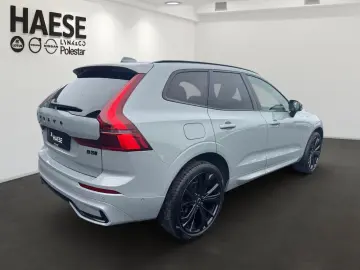 Volvo XC60 B5 AWD Plus Black Edition   PANO • HUD • 360