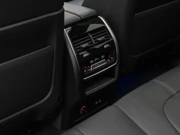 BMW X5 xD30d M Sport Pro Panoram 360 HUD DAB H K 22