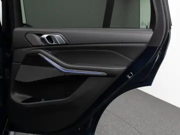 BMW X5 xD30d M Sport Pro Panoram 360 HUD DAB H K 22