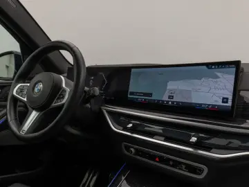 BMW X5 xD30d M Sport Pro Panoram 360 HUD DAB H K 22