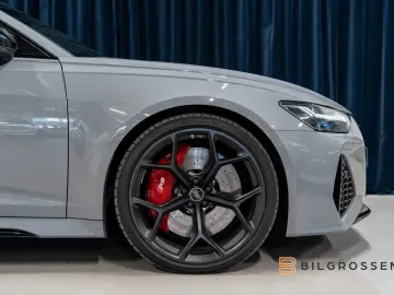 AUDI RS 6 Performance RS-Design Pano Rear Steering