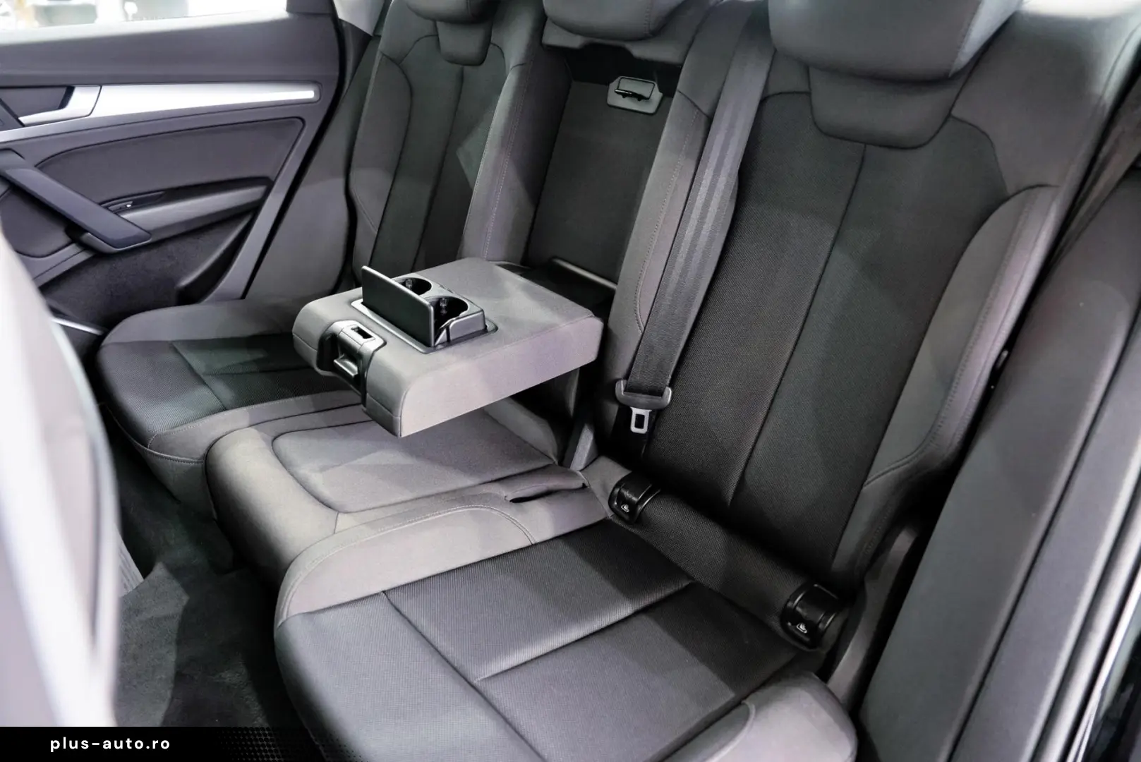 Audi Q5 50 TFSIe Business