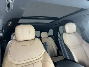 Land Rover Range Rover Sport D300 Dynamic SE Winterpaket AH