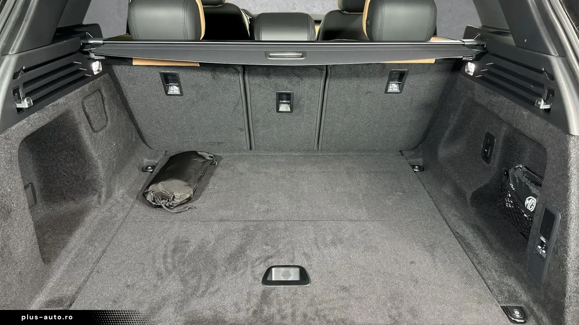 Land Rover Range Rover Sport D300 Dynamic SE Winterpaket AH