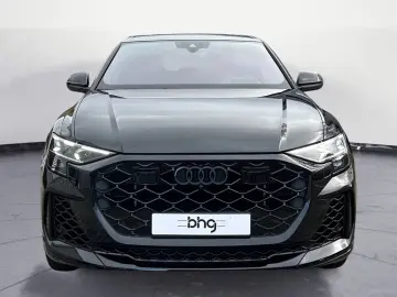Audi RSQ8 SUV 441(600) kW(PS) tiptronic