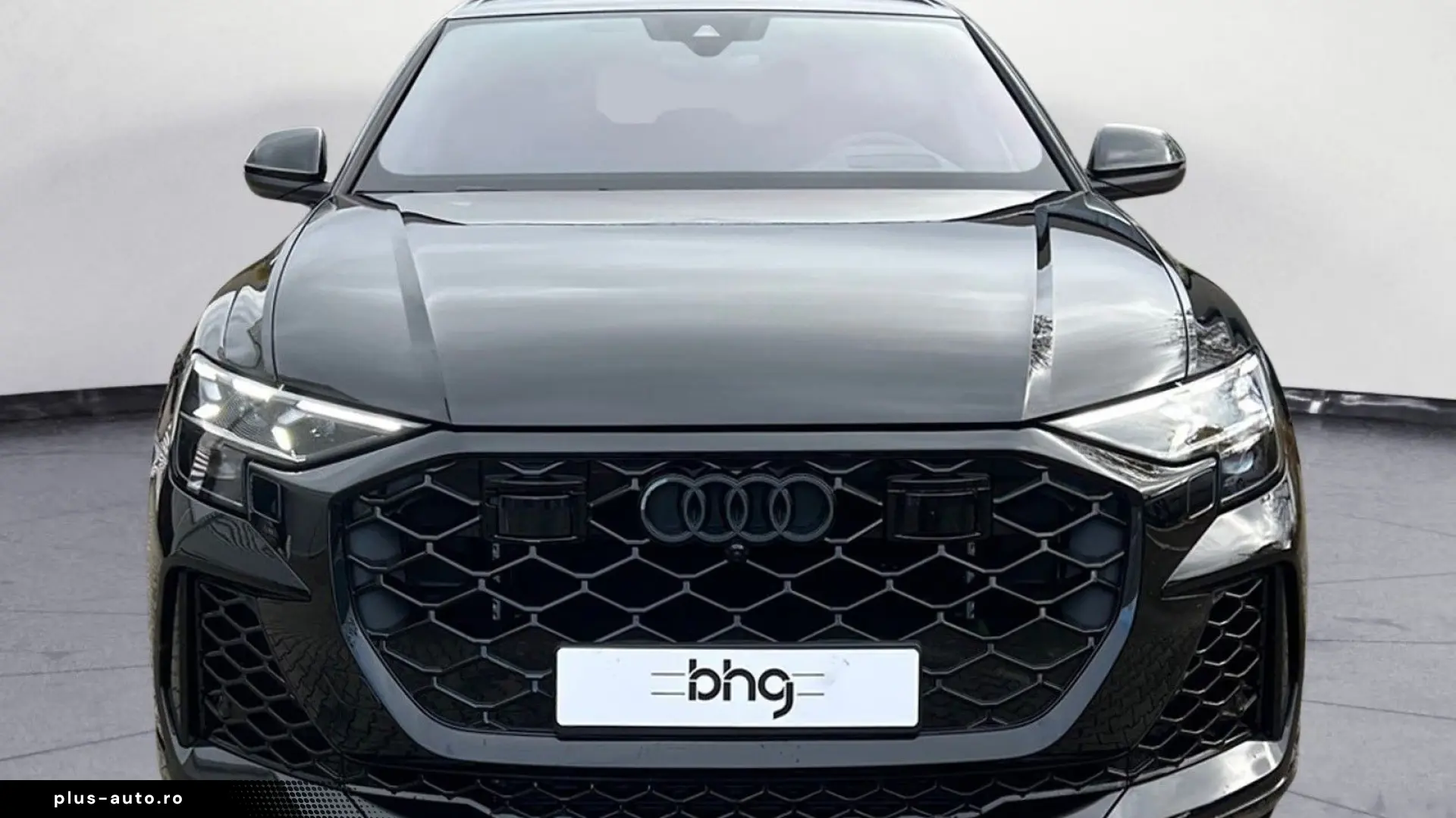 Audi RSQ8 SUV 441(600) kW(PS) tiptronic
