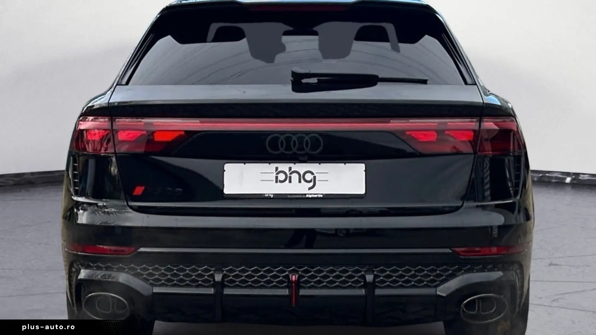 Audi RSQ8 SUV 441(600) kW(PS) tiptronic