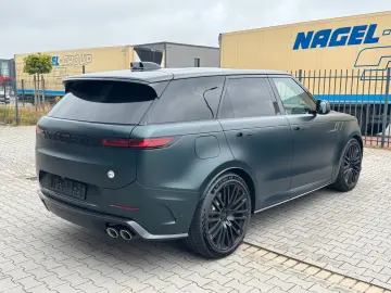 Land Rover Range Rover Sport SV P635 British Racing Matt
