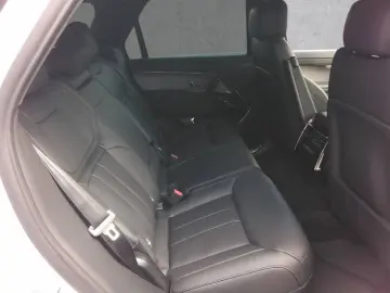 Land Rover Range Rover Sport D250 SE