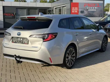 TOYOTA Corolla Hybrid Team