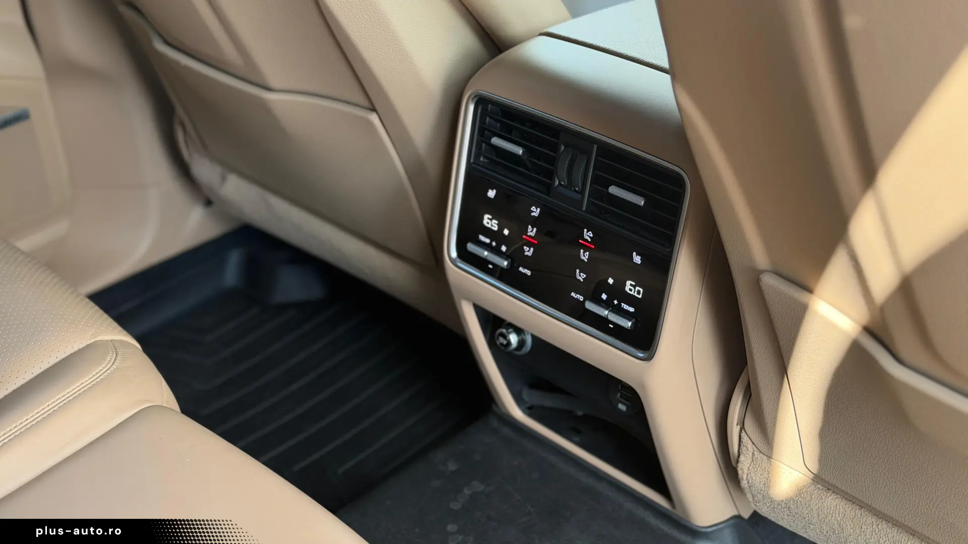 PORSCHE CAYENNE 2019