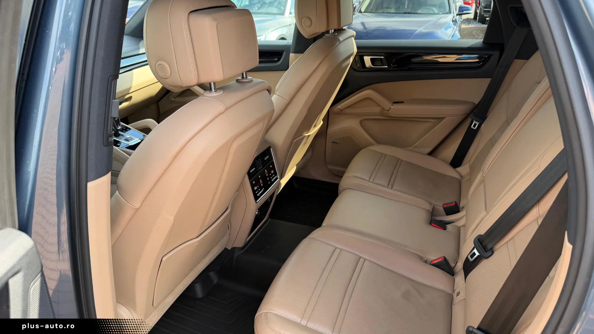 PORSCHE CAYENNE 2019