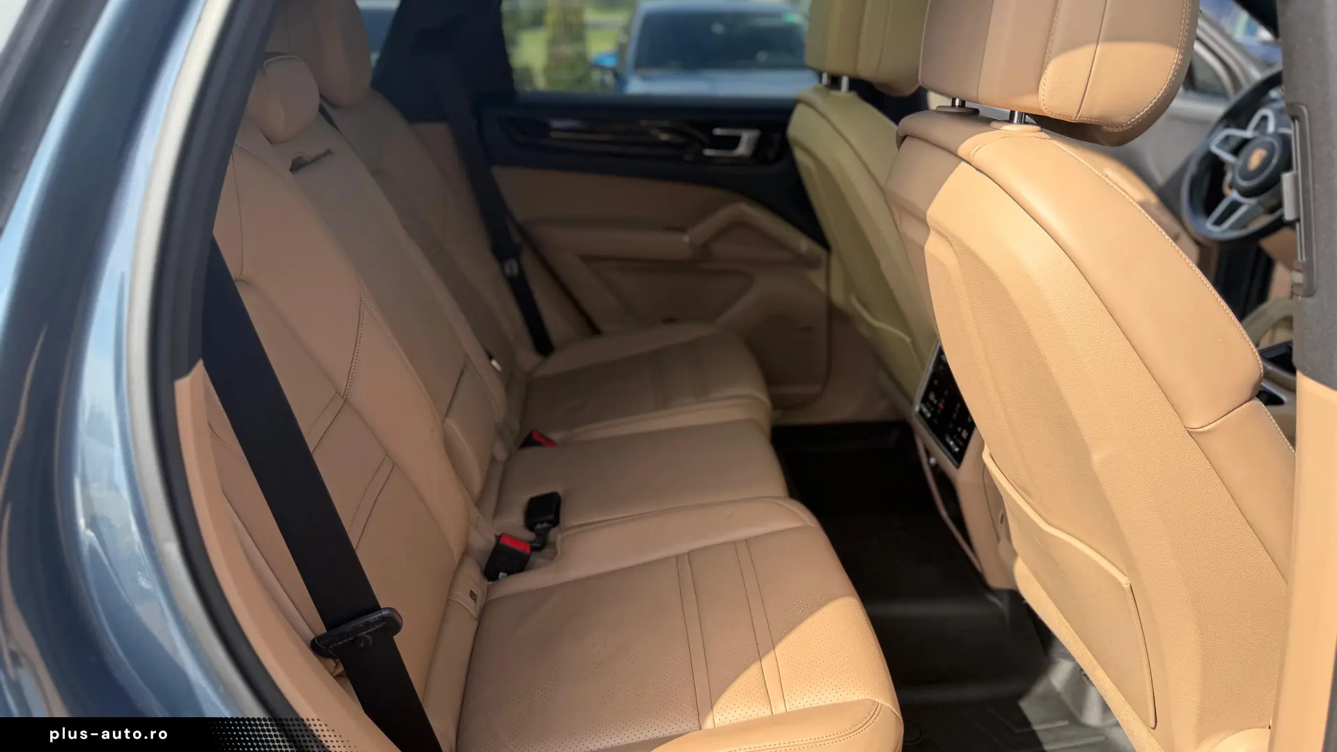 PORSCHE CAYENNE 2019