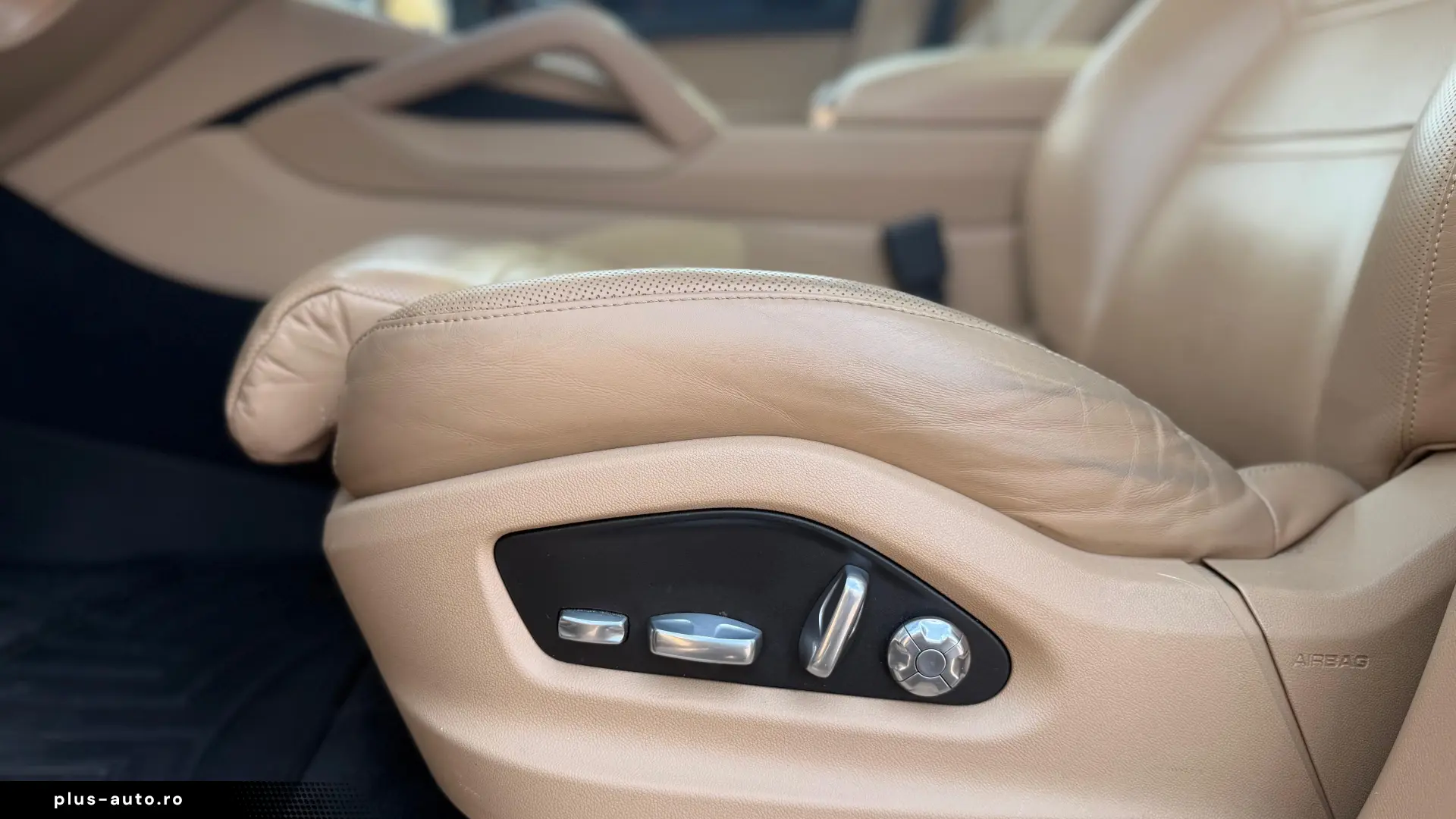 PORSCHE CAYENNE 2019