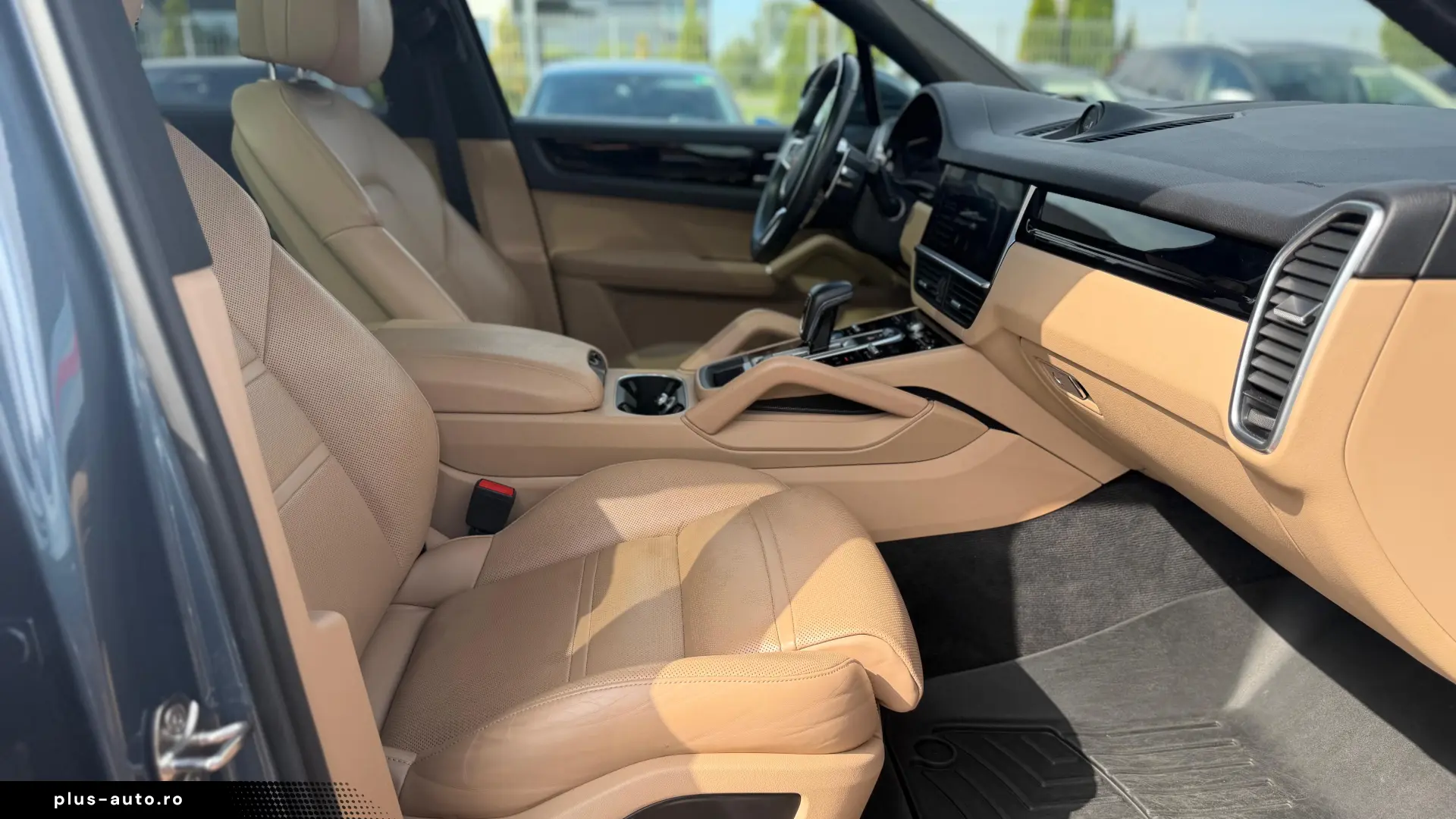 PORSCHE CAYENNE 2019